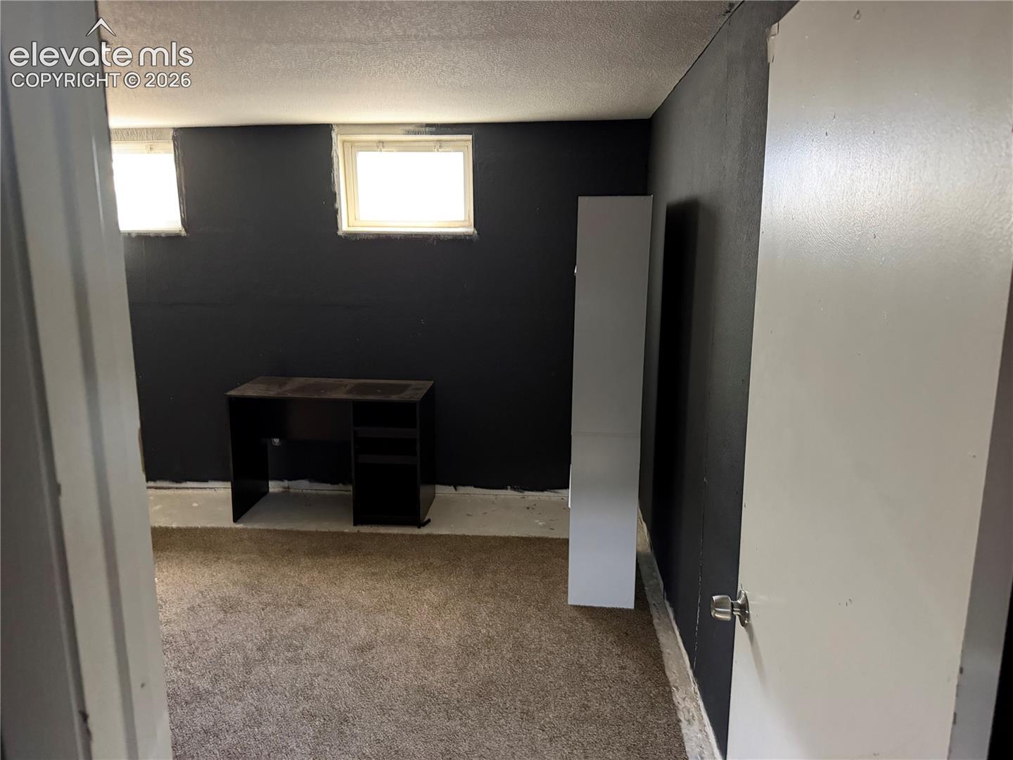 1227 Royale Drive, photo 14