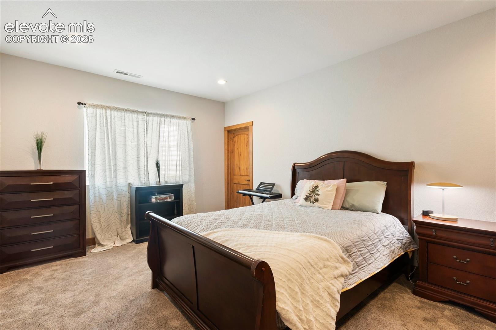 Listing photo 43 for 180 Wildrose Court