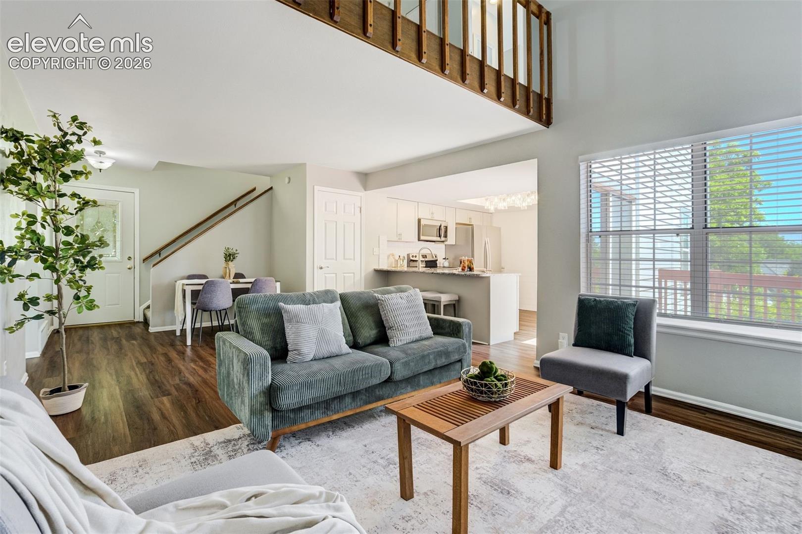 Listing photo 7 for 314 Cobblestone Drive