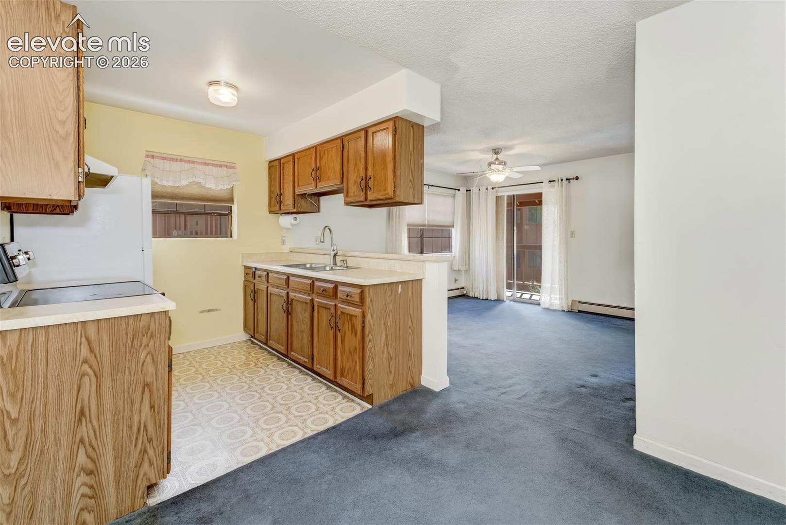 2440 Palmer Park Boulevard, photo 12