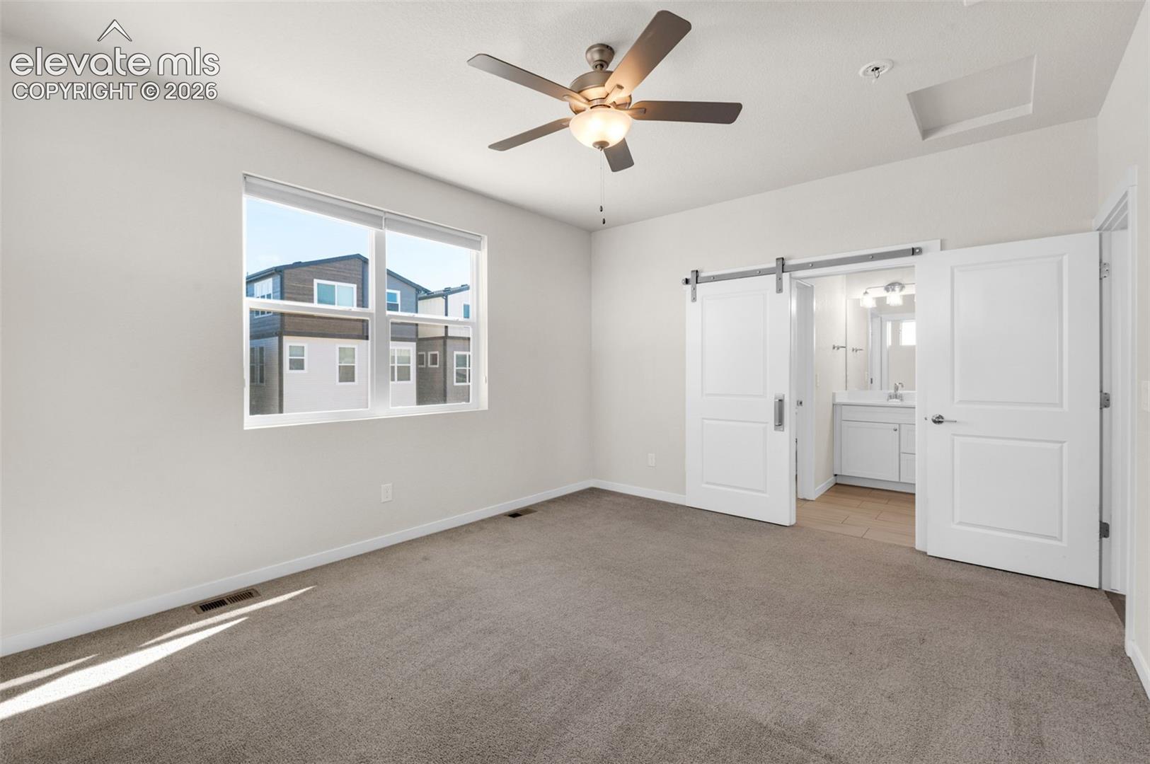 Listing photo 17 for 6872 Lily Mountain Lane