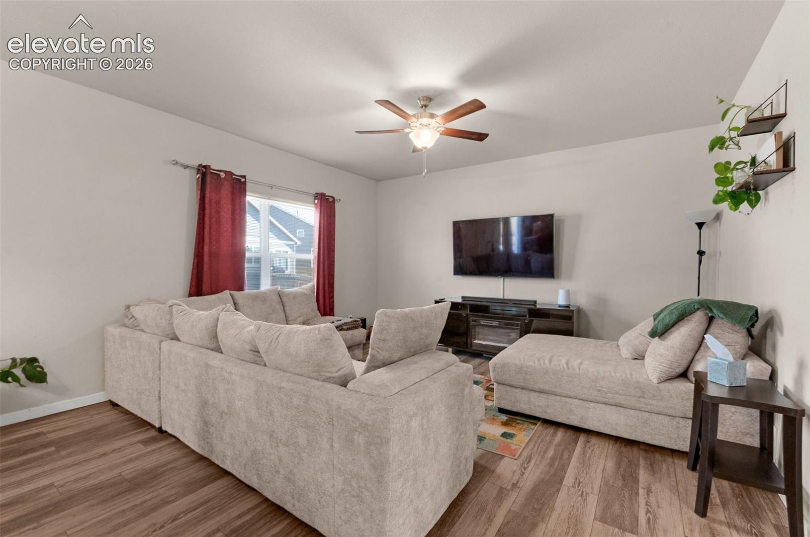 Listing photo 5 for 2823 Gobi Drive