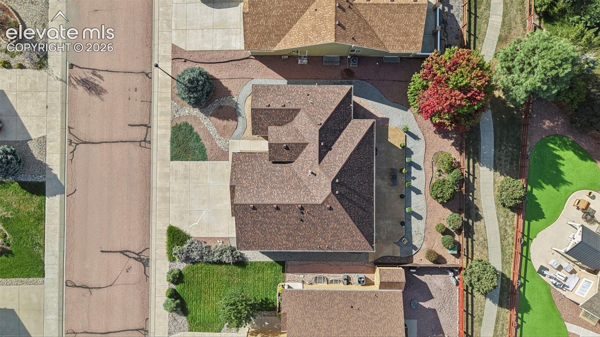 Listing photo 29 for 10484 Mile Post Loop