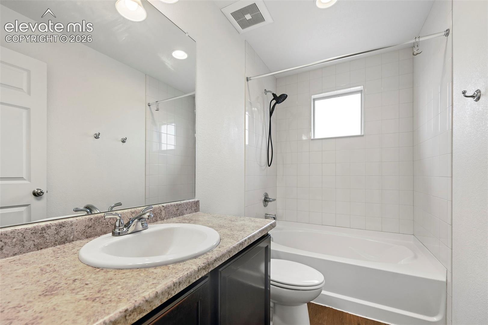 Listing photo 25 for 8803 Briar Brush Lane