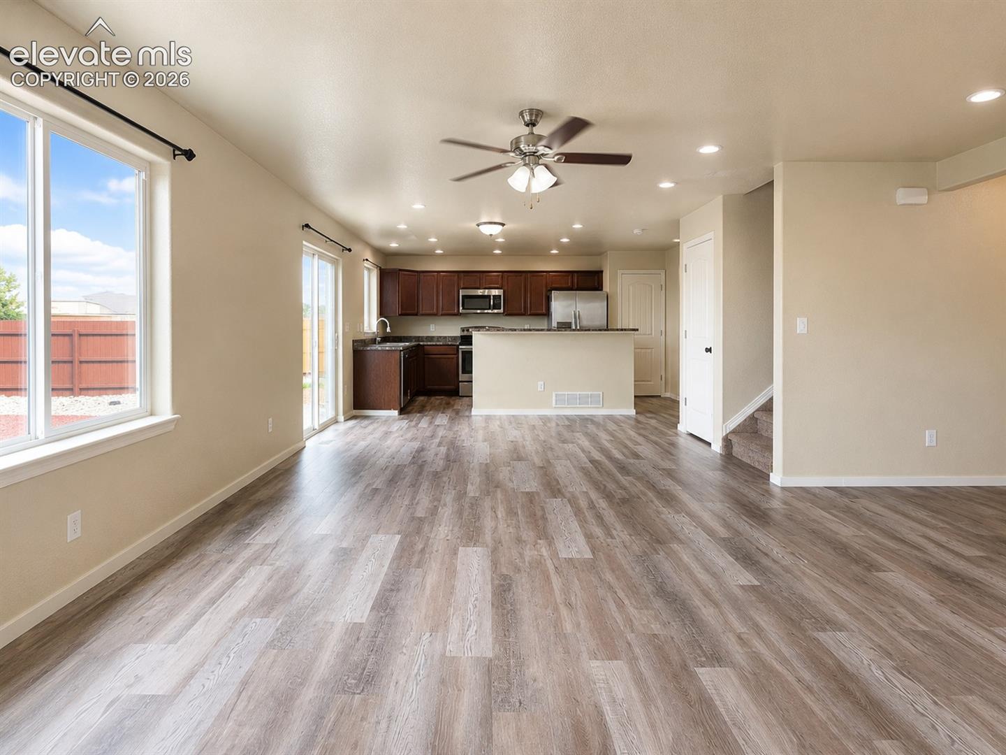 Listing photo 5 for 12029 Eagle Crest Court