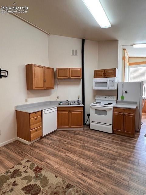 Listing photo 19 for 217 W Masonic Avenue