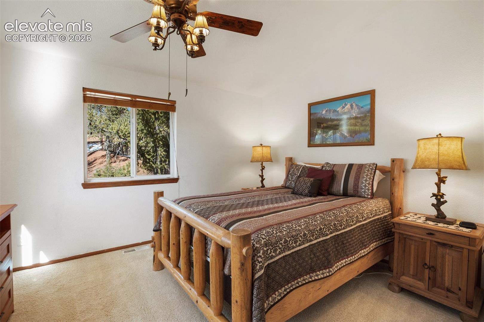 Listing photo 26 for 493 Horseshoe Drive