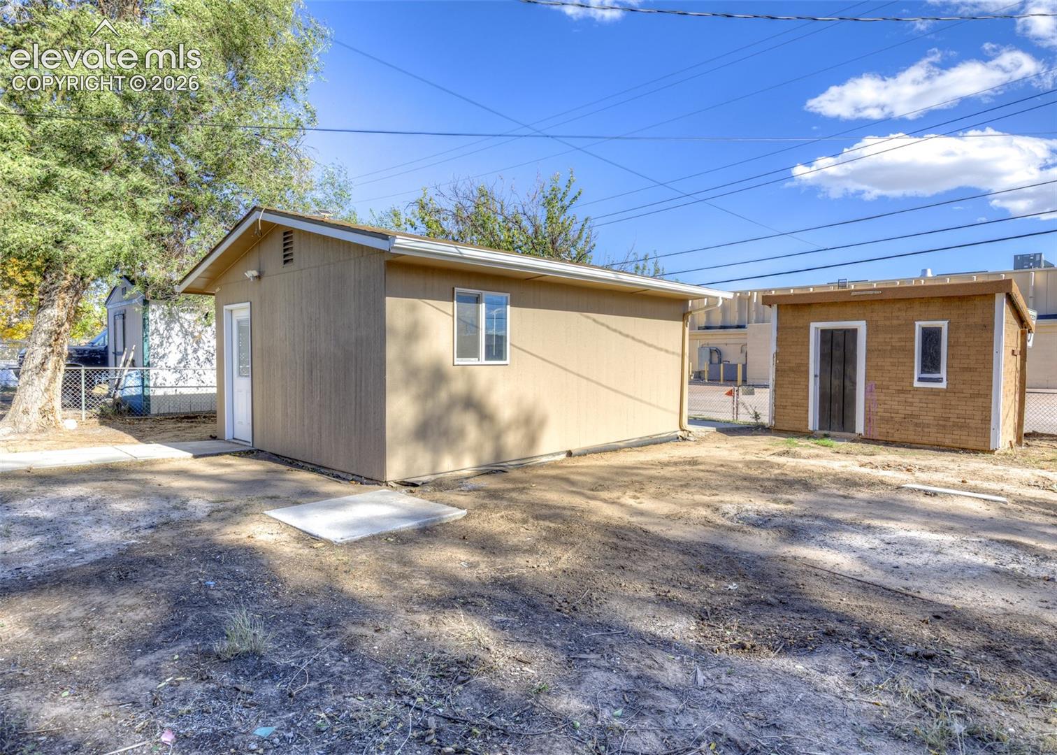 Listing photo 36 for 105 Norman Drive