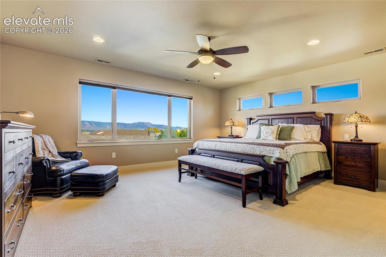Listing photo 23 for 12427 Creekhurst Drive
