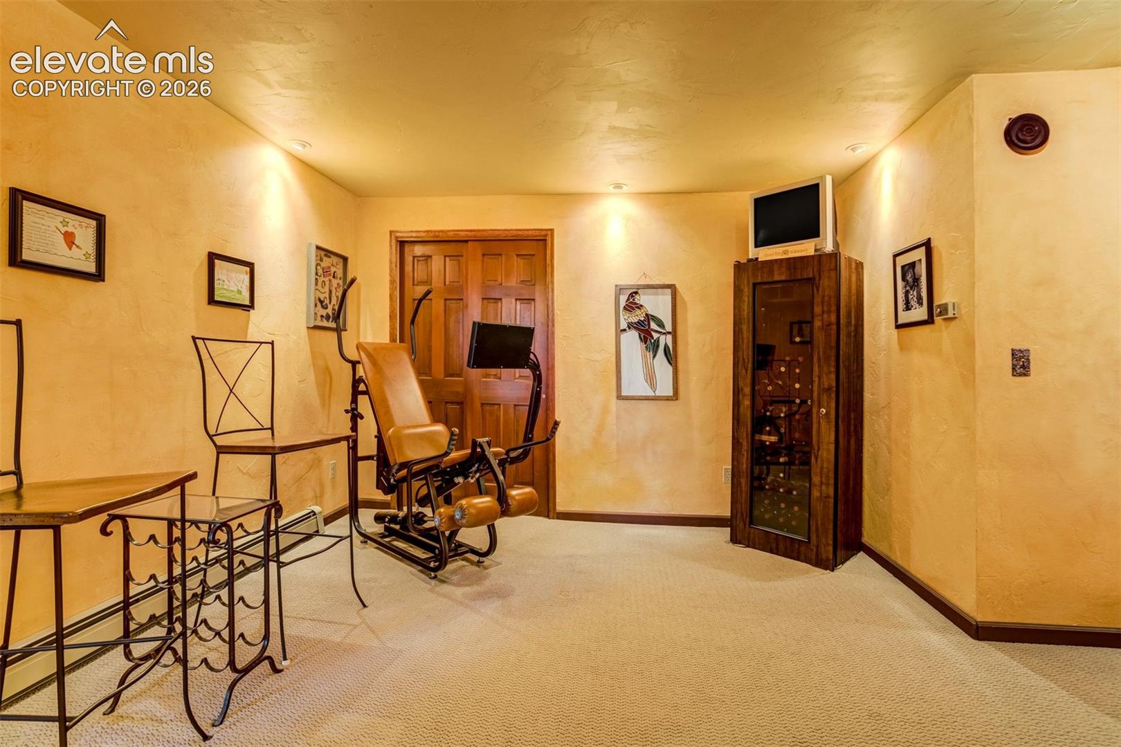 Listing photo 32 for 19330 Greenwood Drive