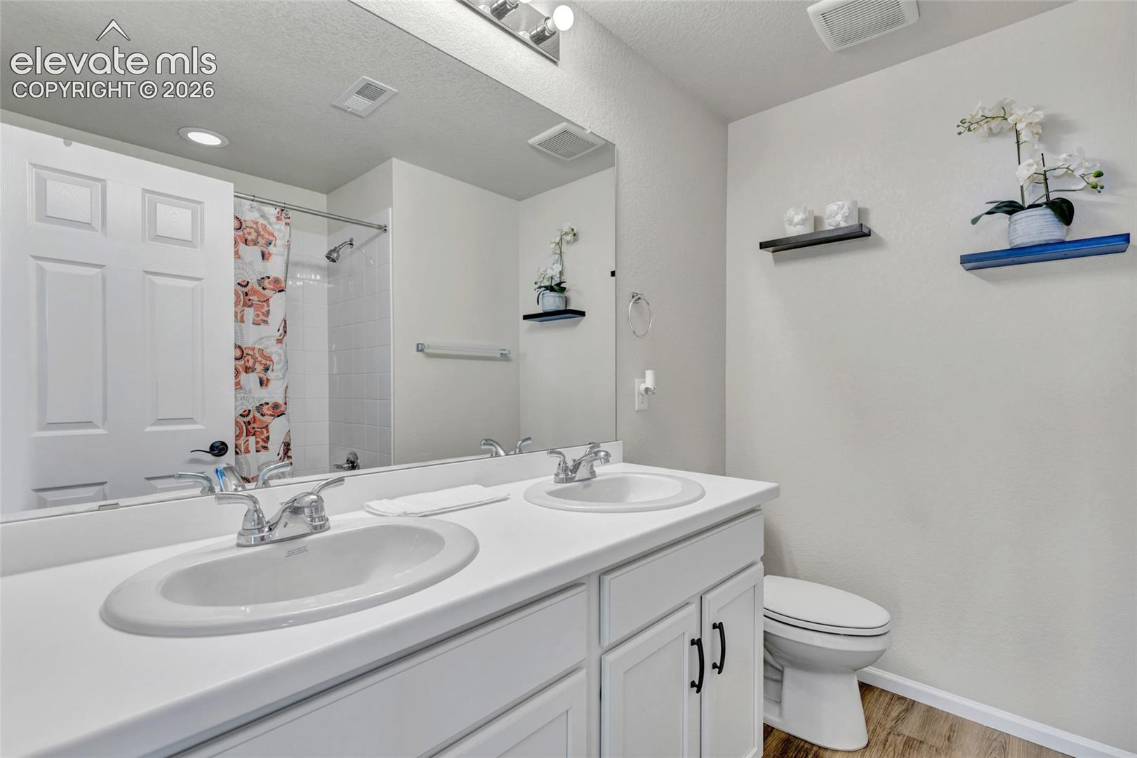 Listing photo 34 for 3434 Bella Luna Drive