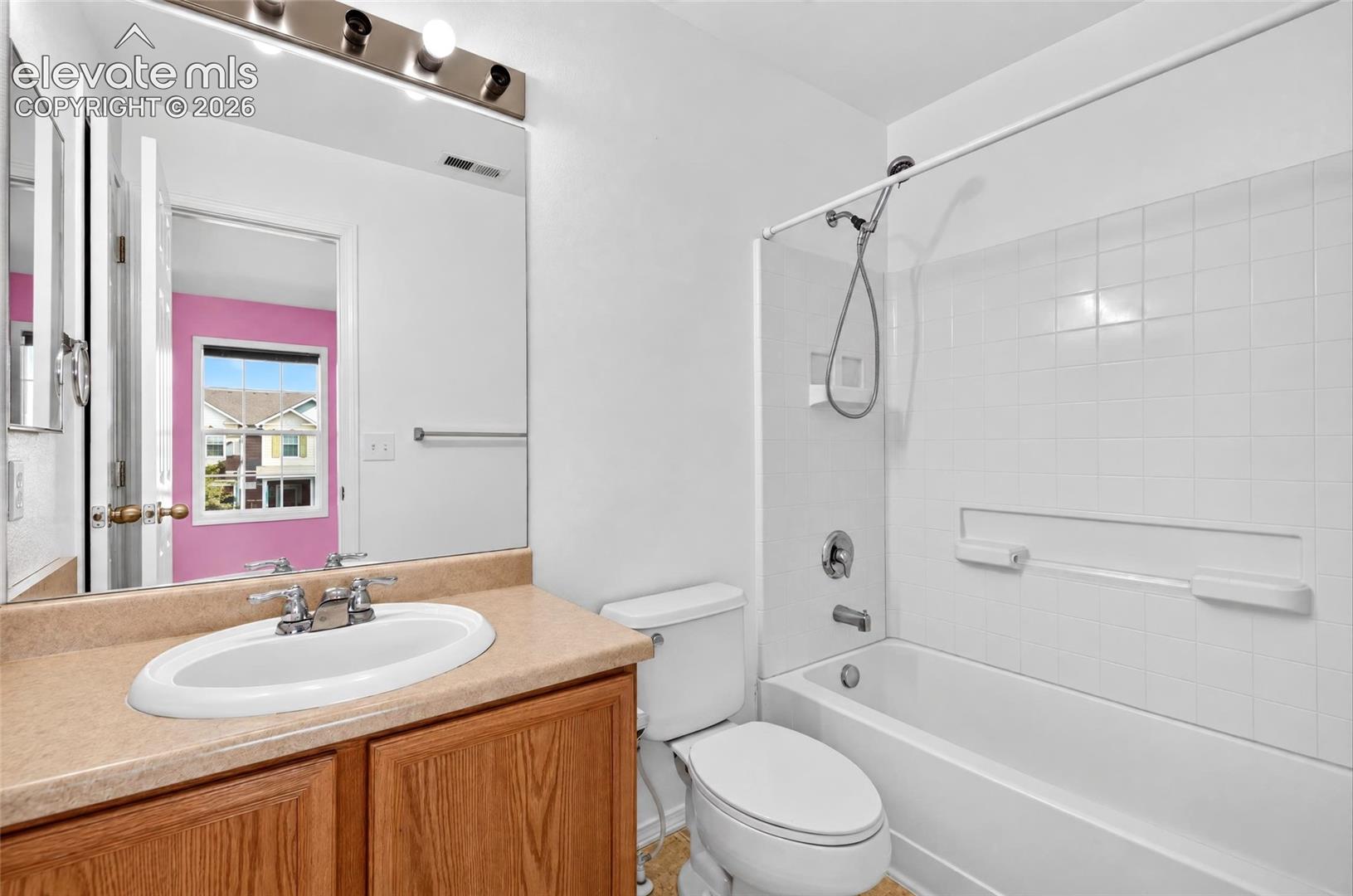 Listing photo 22 for 10576 Wells Point
