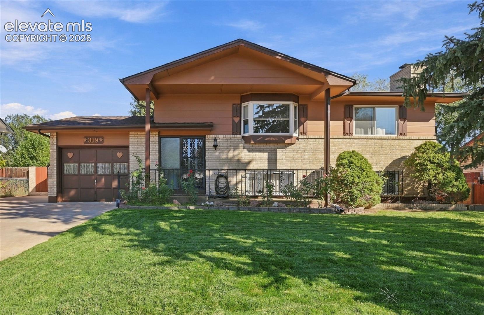 319 Fairfax Street โ listing photo