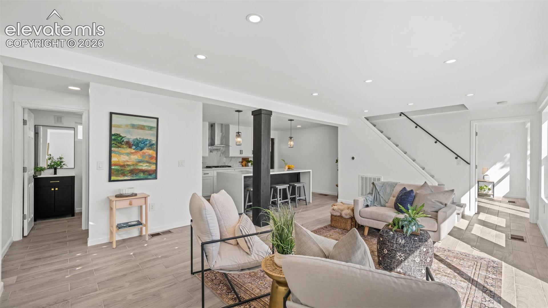 6645 Grant Street, photo 12