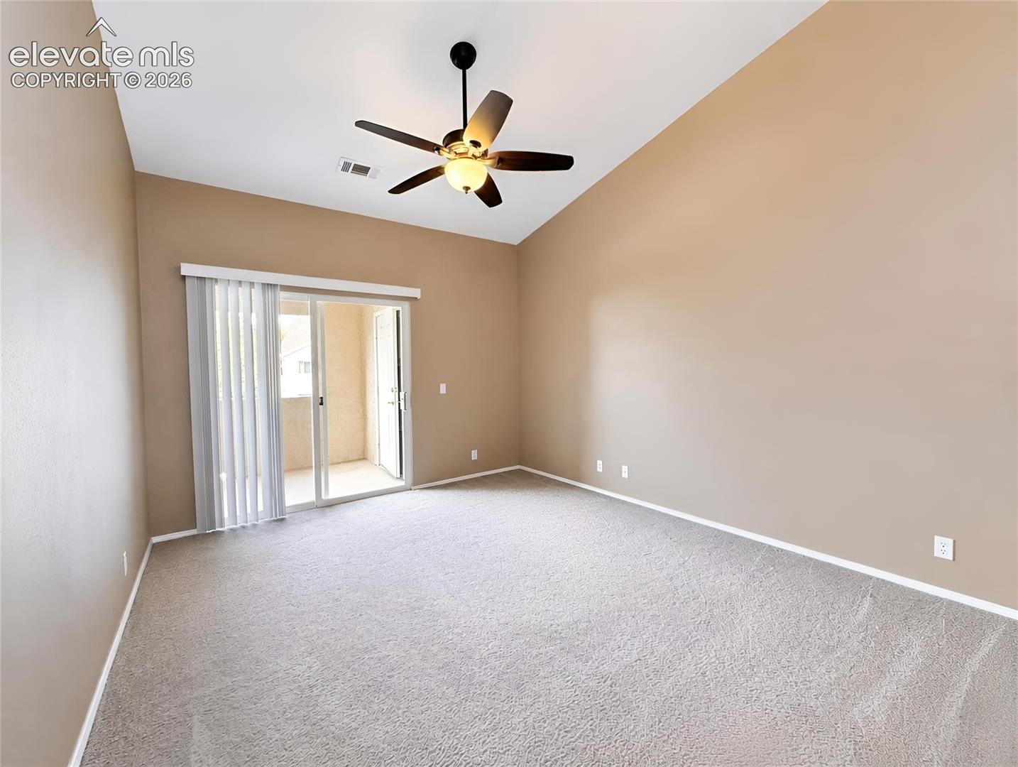 Listing photo 14 for 3875 Strawberry Field Grove E