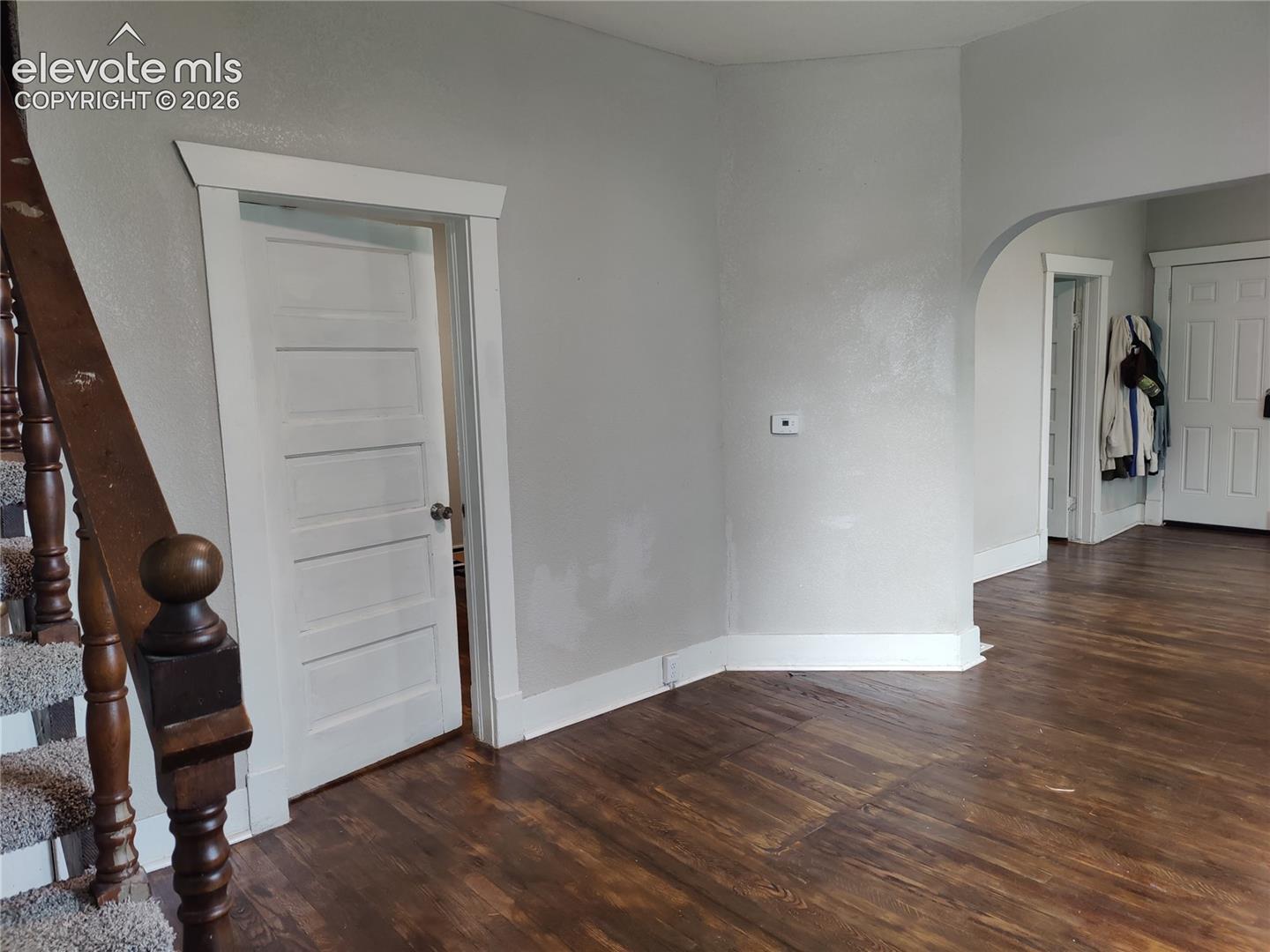 Listing photo 5 for 710 McCulley Avenue