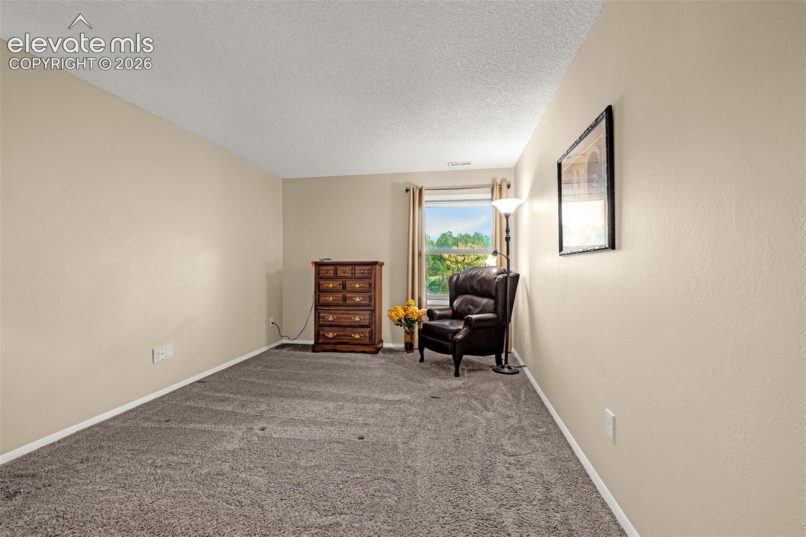 Listing photo 18 for 1660 Deer Creek Road