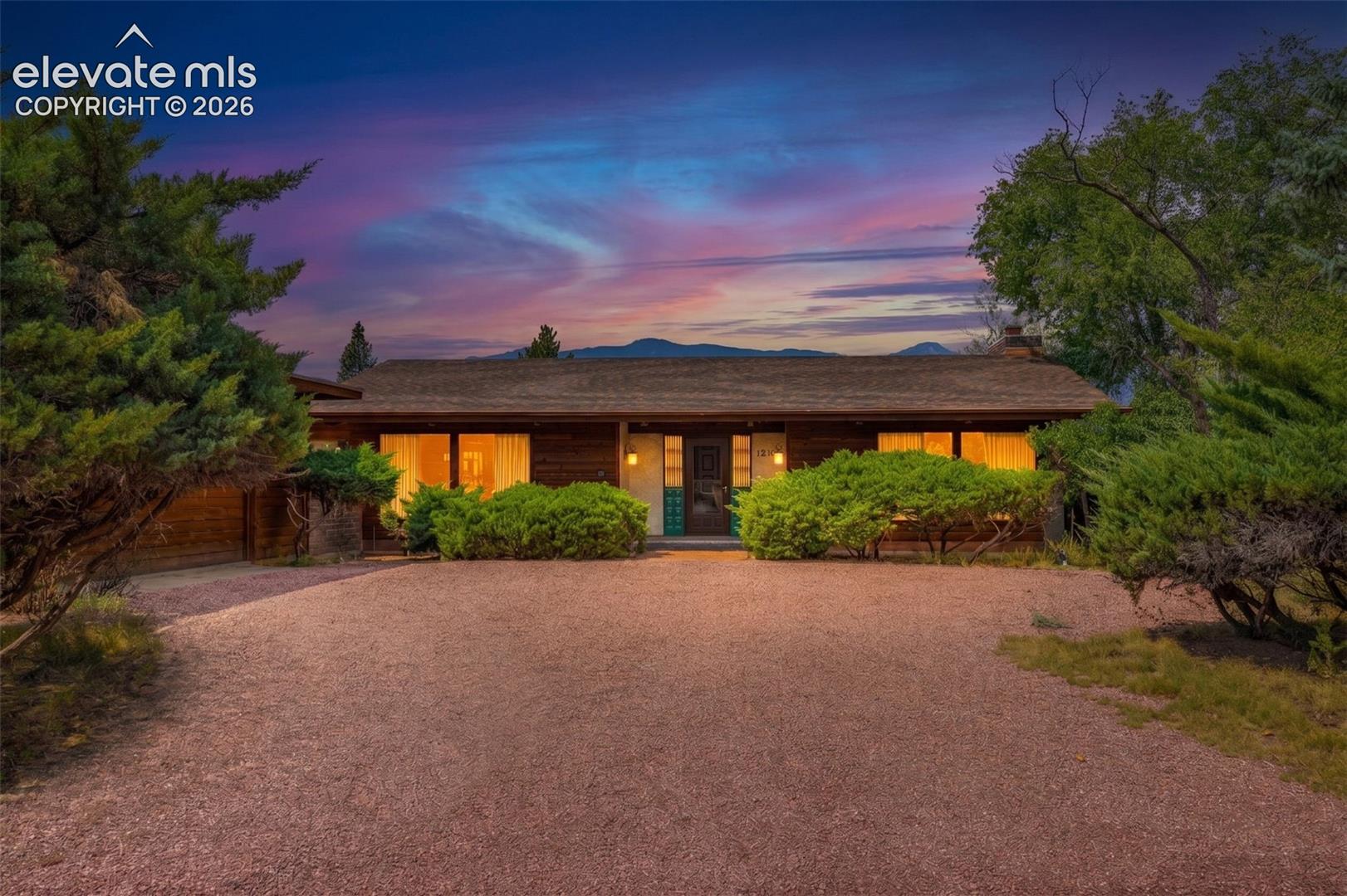 1210 E High Point Lane — listing photo