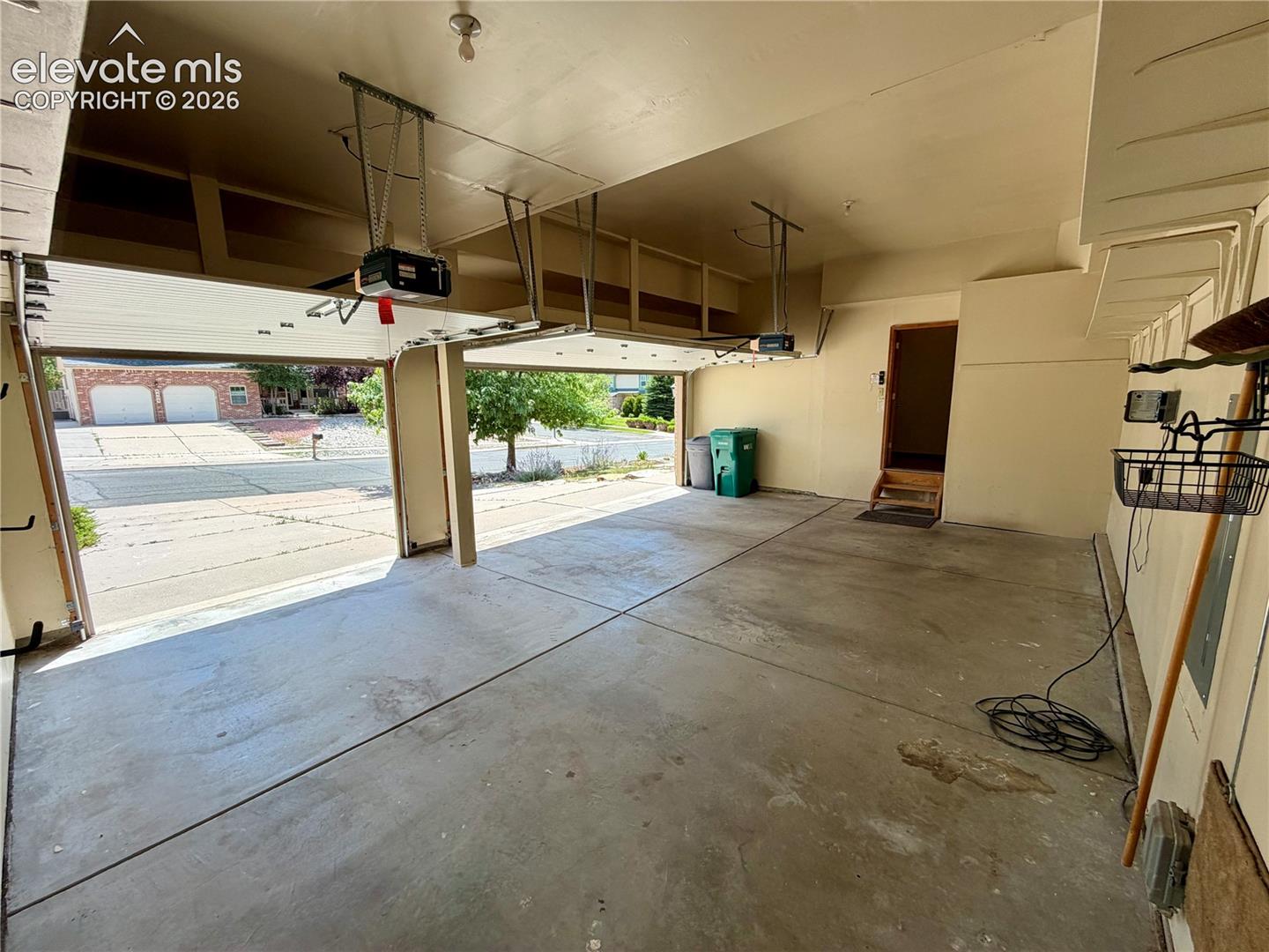 8402 Sutterfield Drive, photo 8