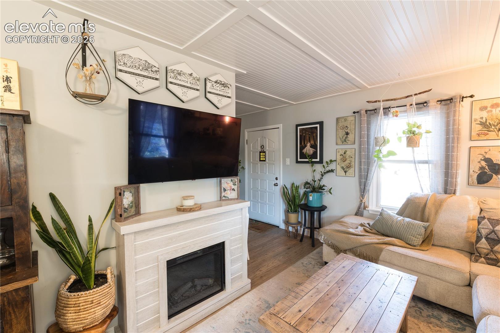 Listing photo 6 for 1404 N Prospect Street