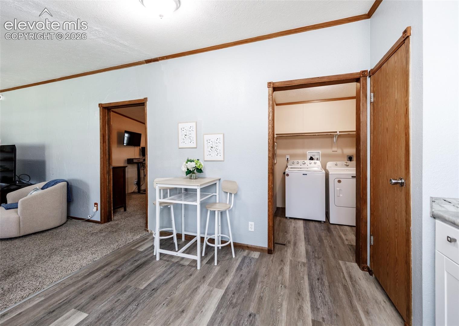 Listing photo 16 for 405 3rd Street
