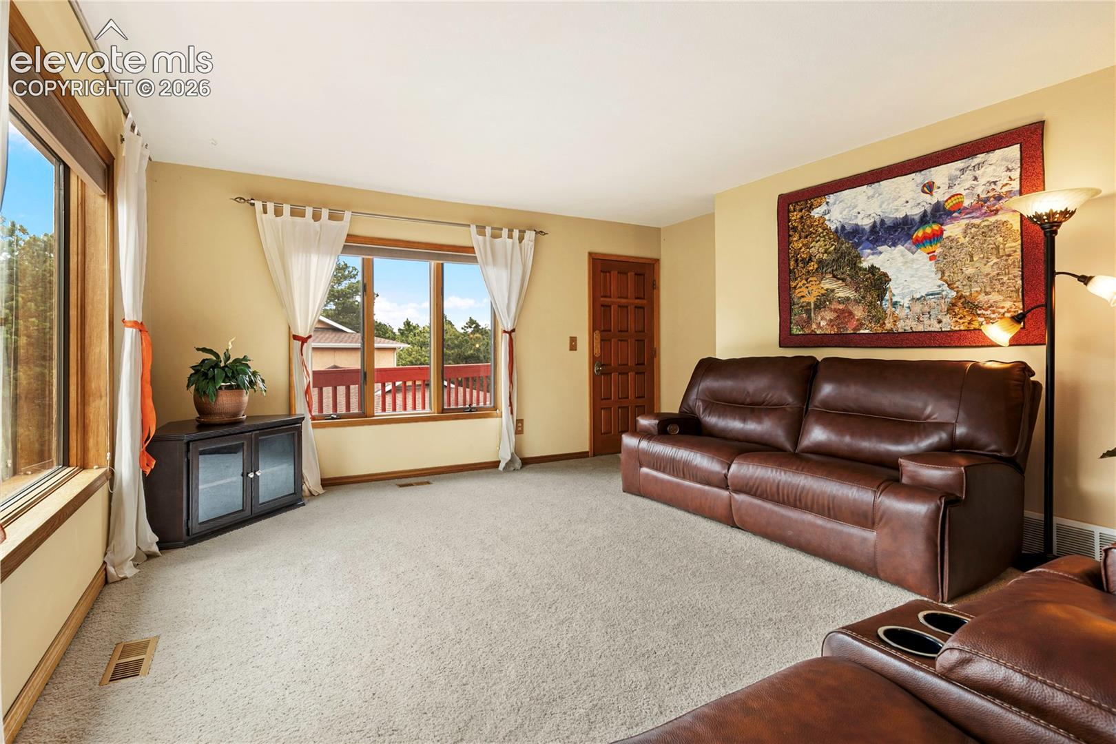 Listing photo 7 for 1400 Catamaran Lane