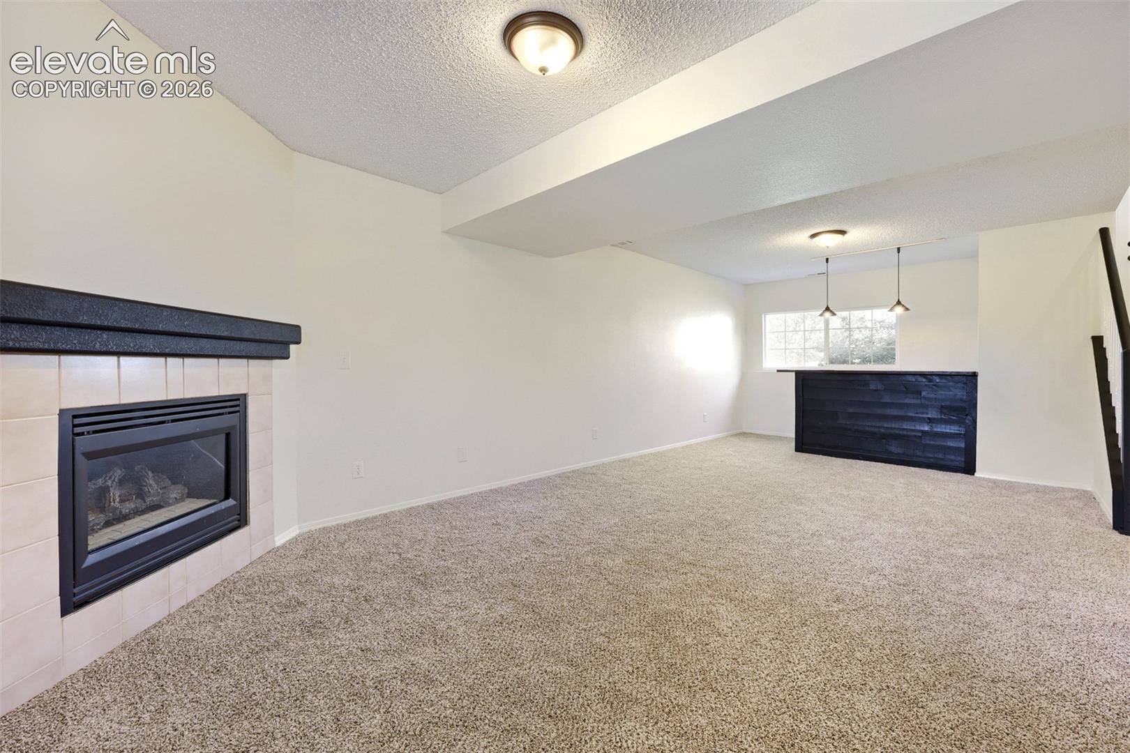 Listing photo 21 for 858 Marshall Drive