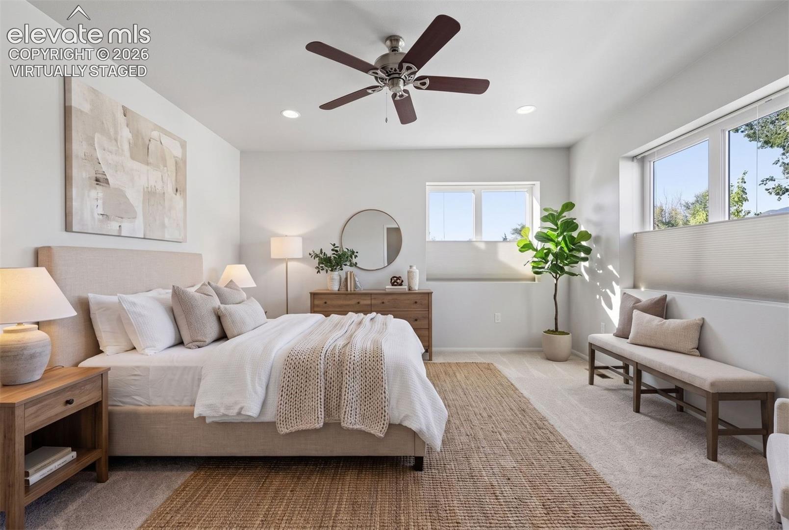 Listing photo 4 for 815 W Jefferson Street