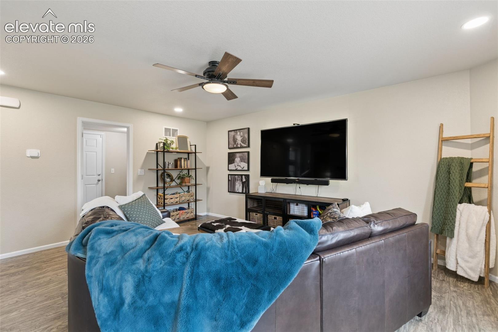 Listing photo 17 for 6914 Sierra Meadows Drive