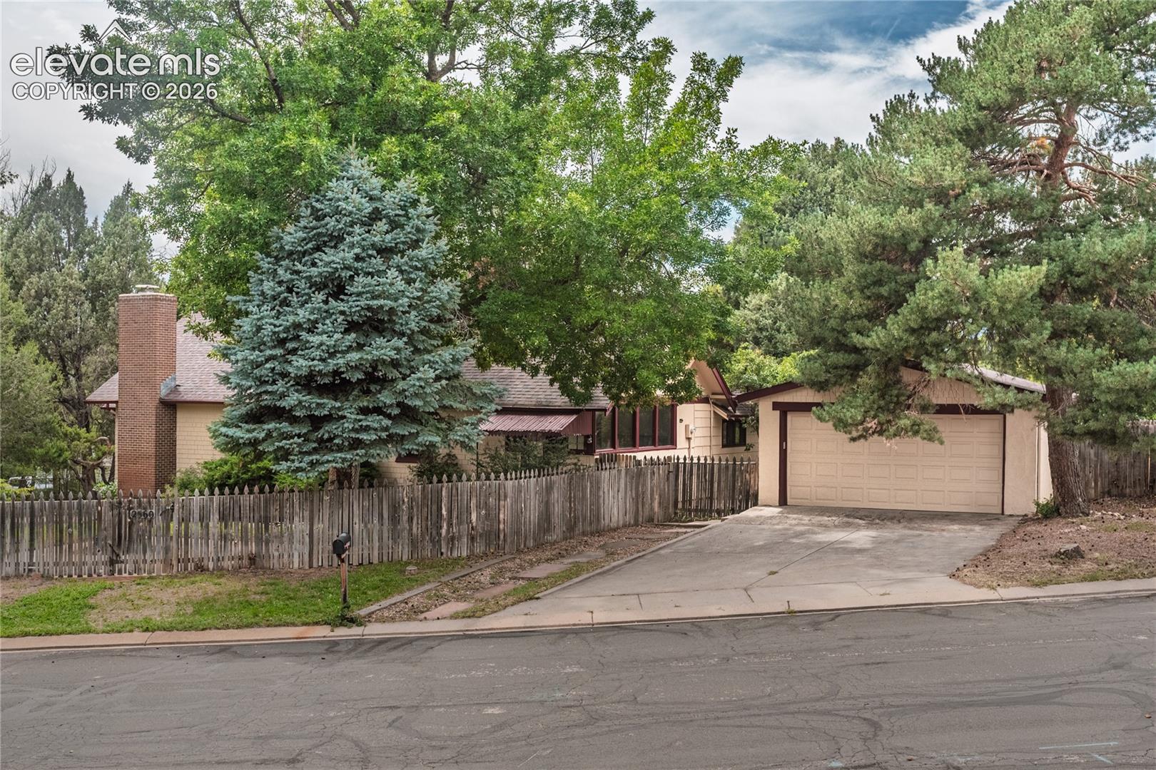 2560 Brady Drive