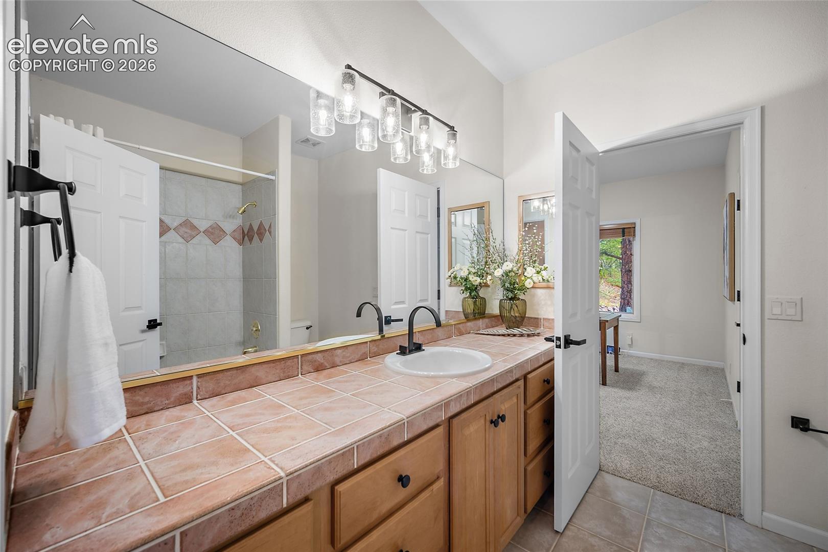 7530 Winding Oaks Drive, photo 22
