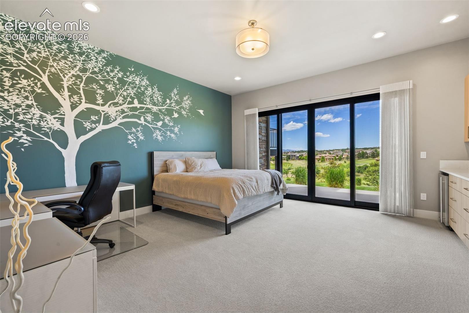Listing photo 35 for 1484 Vine Cliff Heights