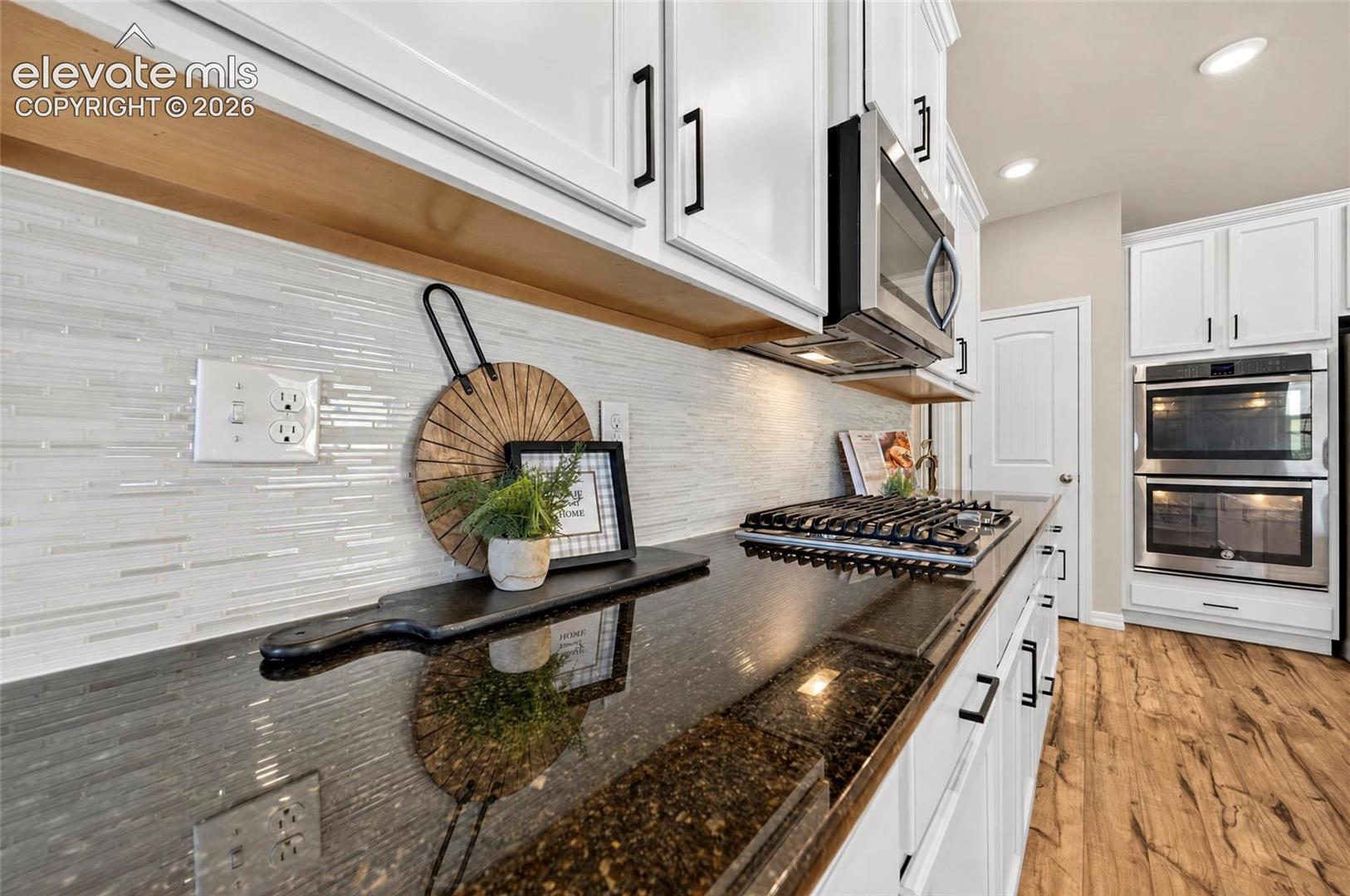 Listing photo 8 for 5890 Morning Light Terrace