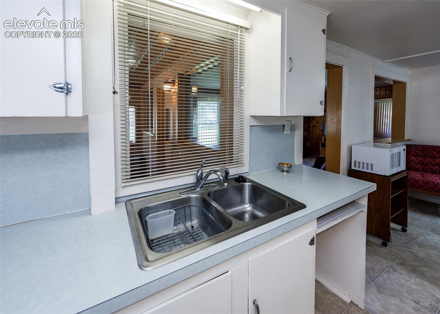 505 Gunnison Avenue, photo 11