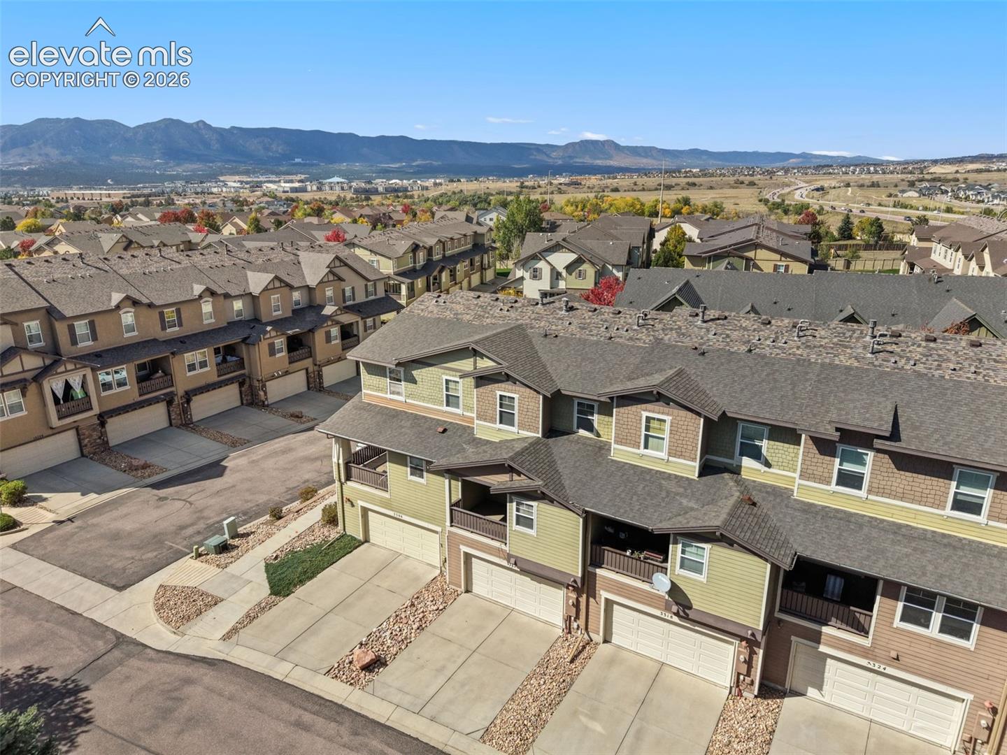 Listing photo 8 for 3312 Ironton Creek Point