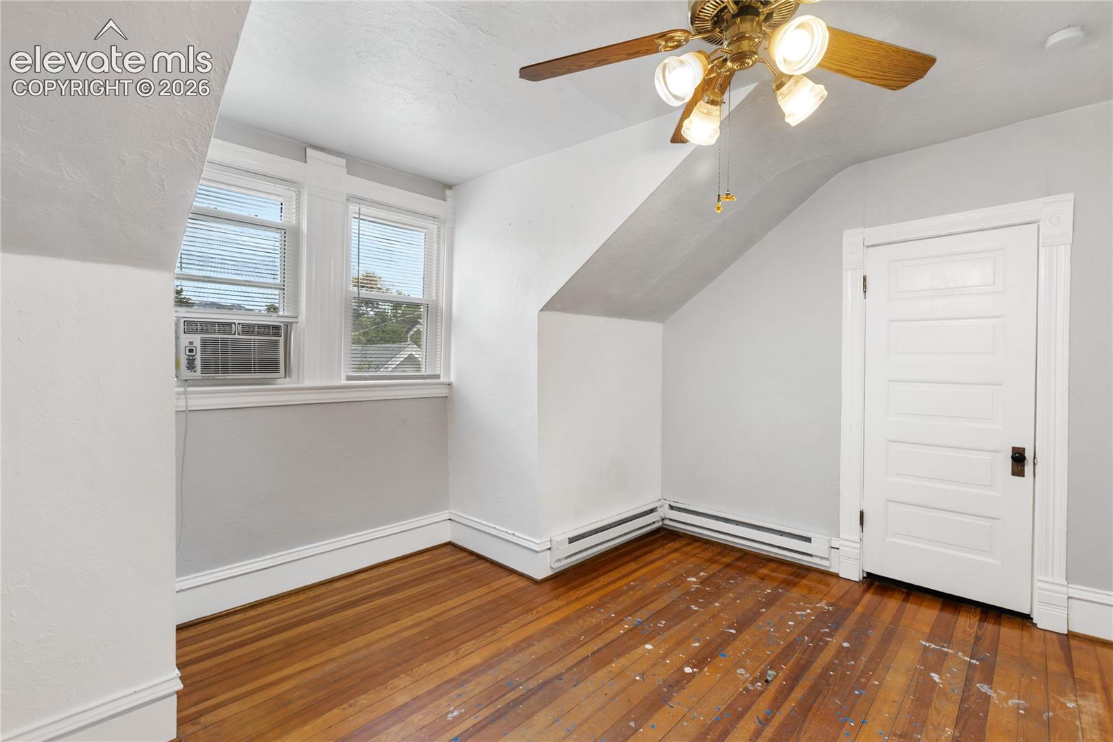 Listing photo 42 for 2210 W Kiowa Street