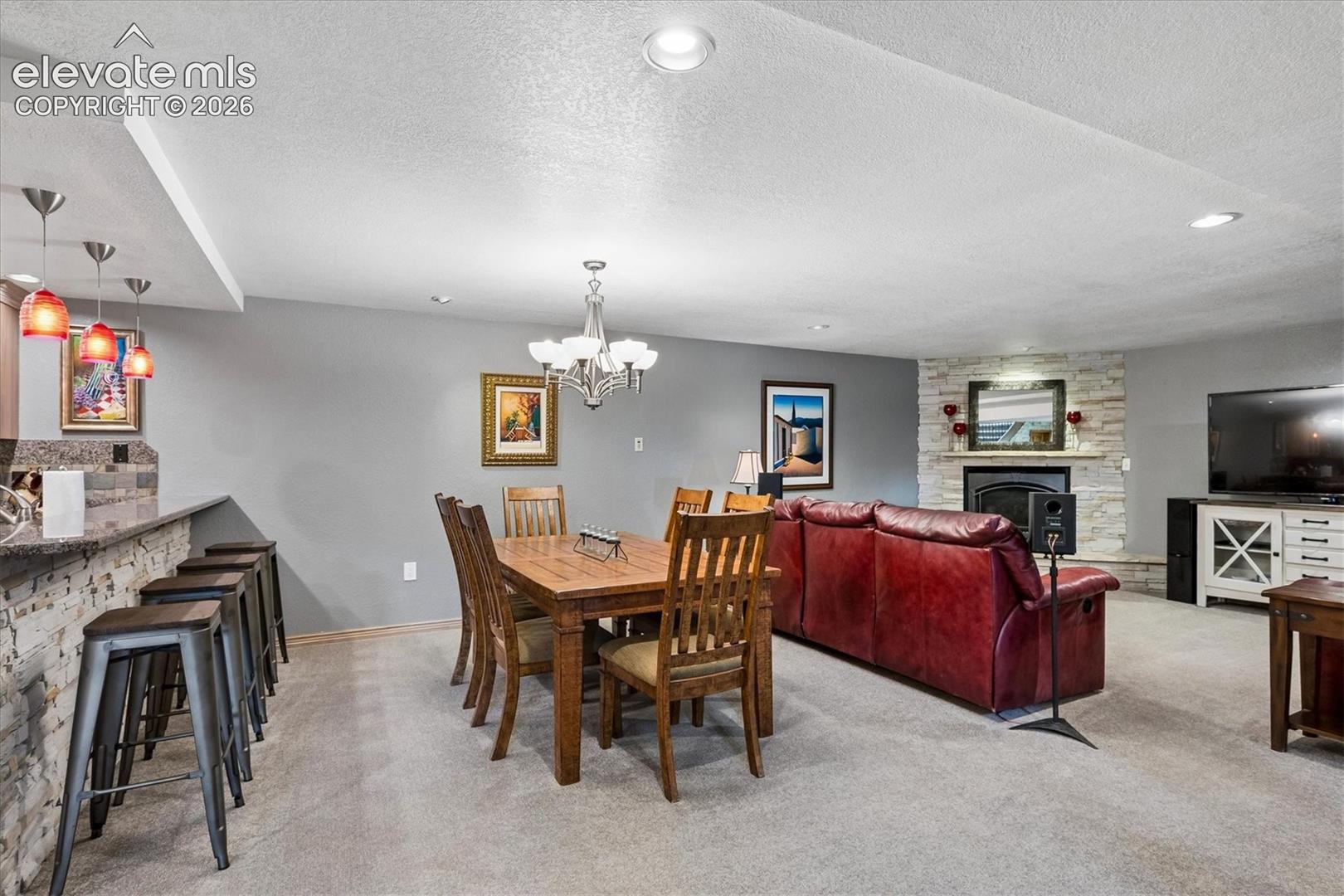 Listing photo 26 for 2464 W Wolfensberger Road