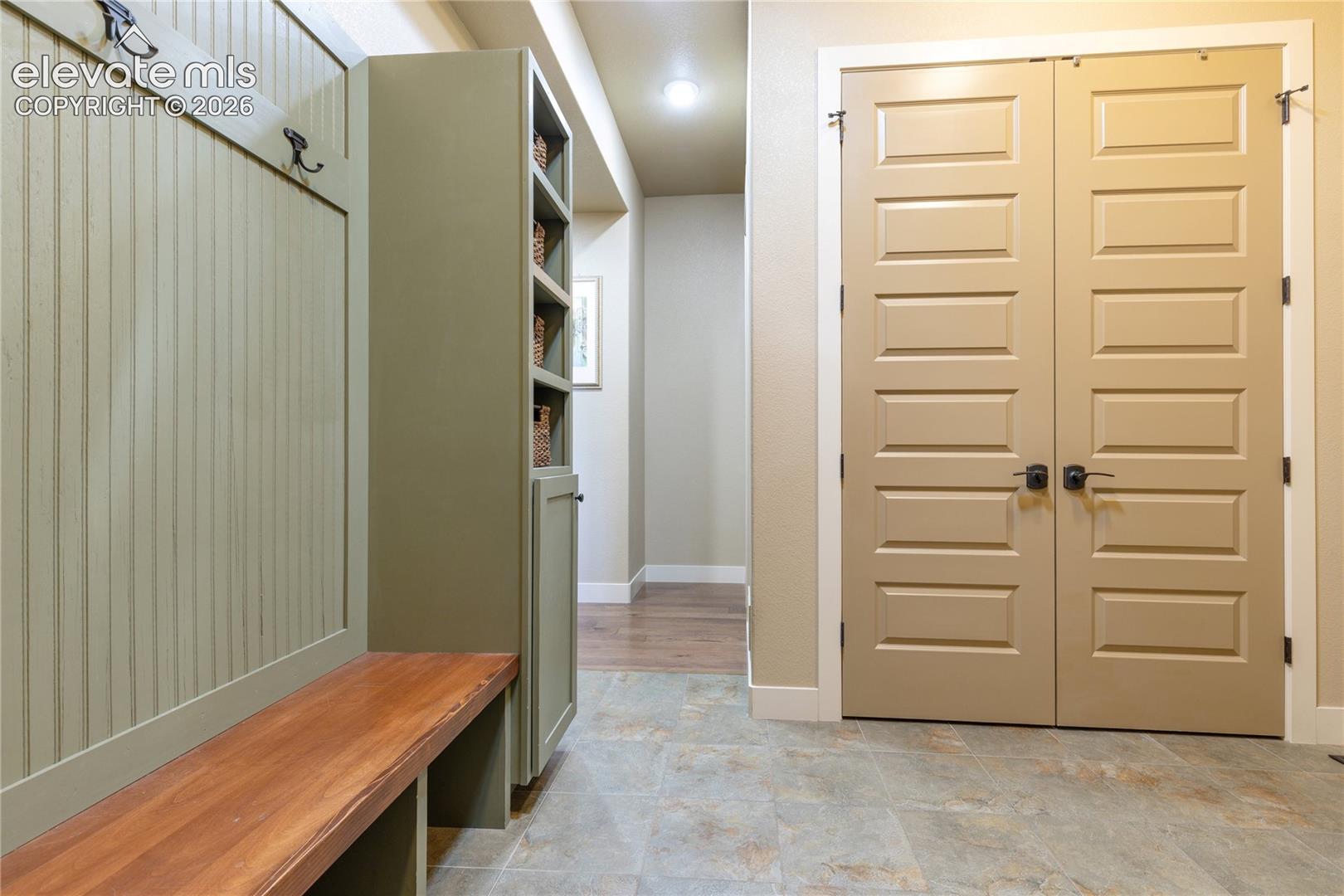 Listing photo 21 for 12427 Creekhurst Drive