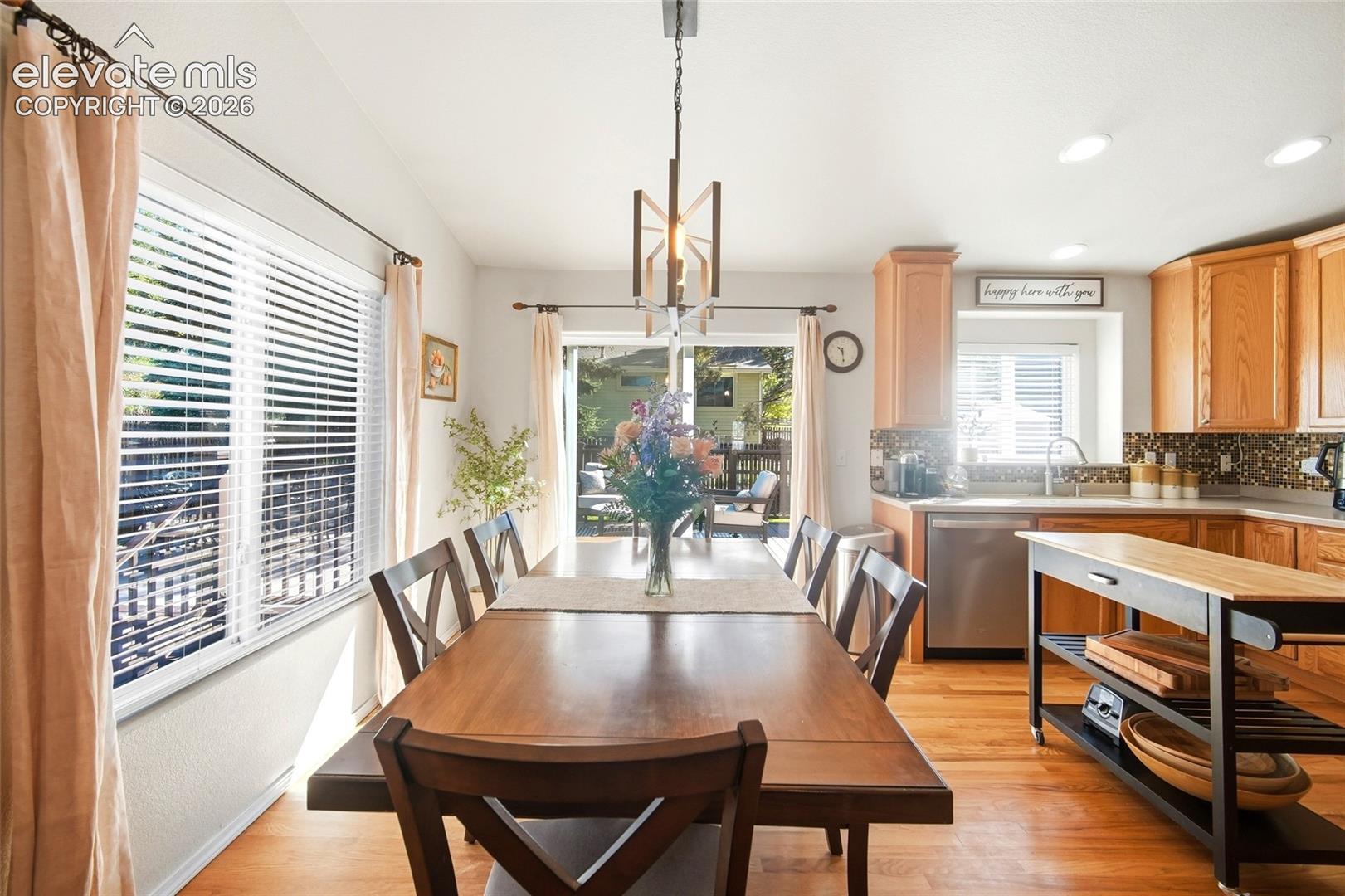 Listing photo 15 for 209 Avocet Loop