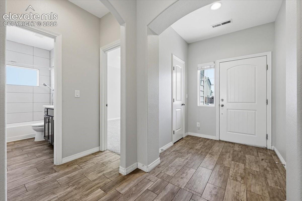 Listing photo 9 for 9084 Pennycress Drive