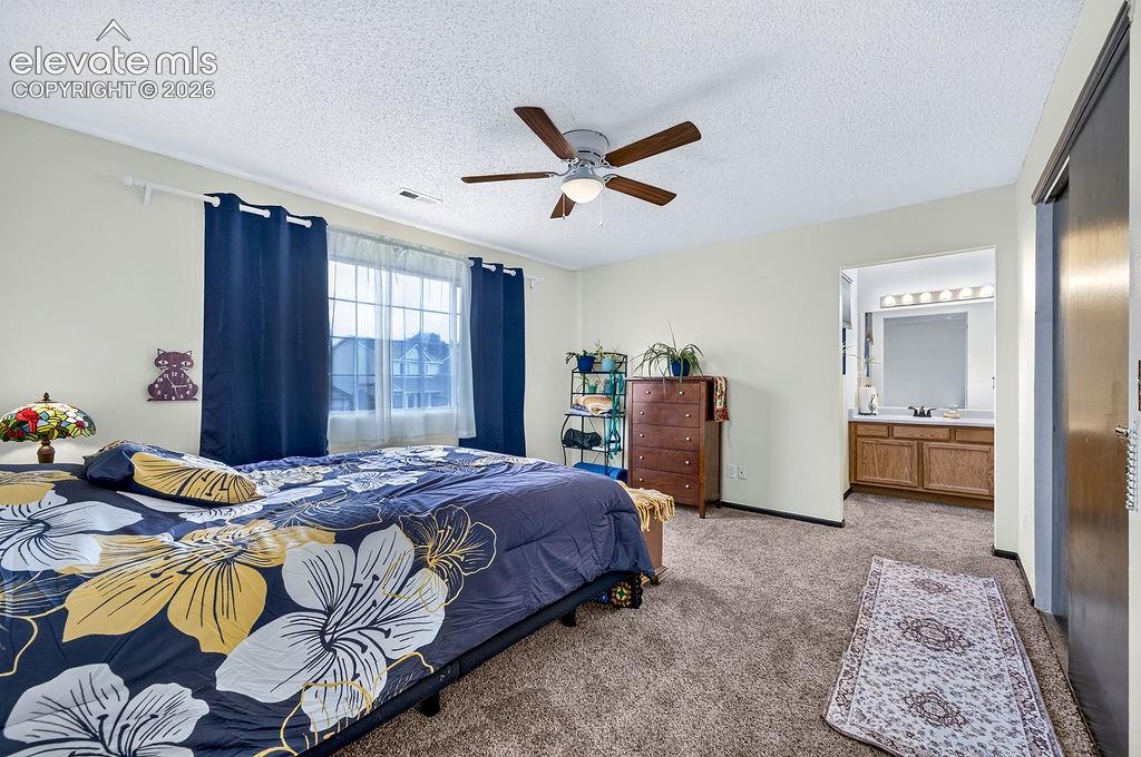 Listing photo 26 for 818 Hayloft Lane