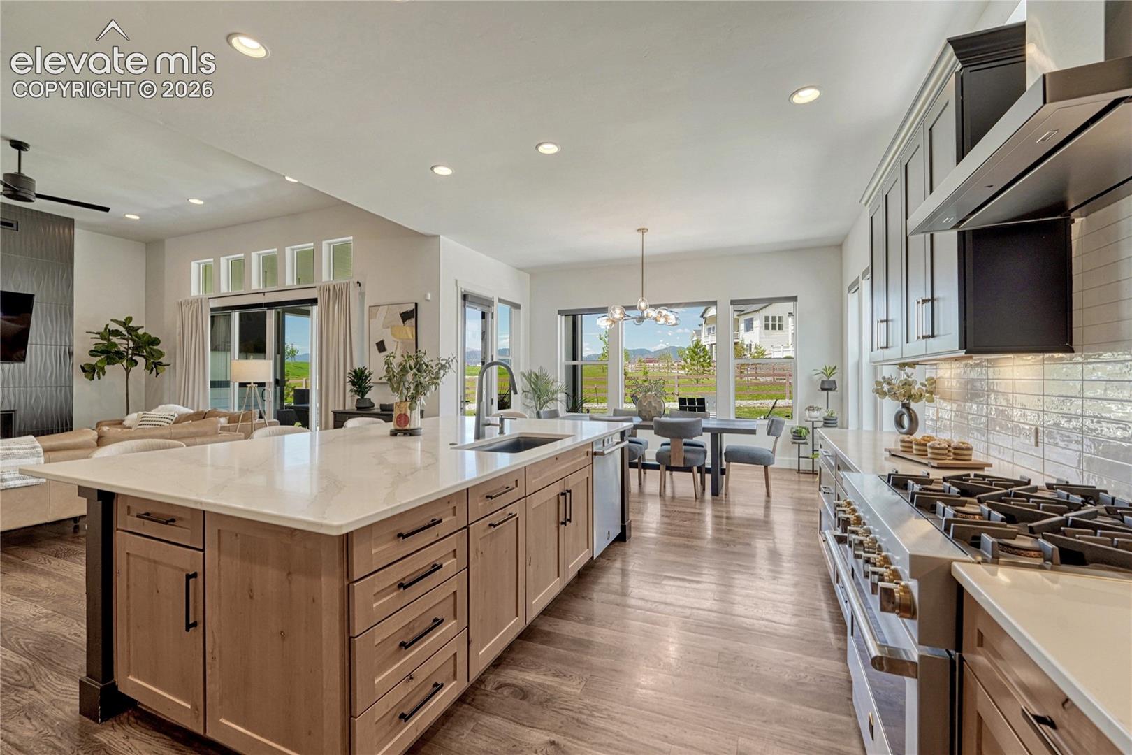 Listing photo 11 for 12366 Mionetto Court