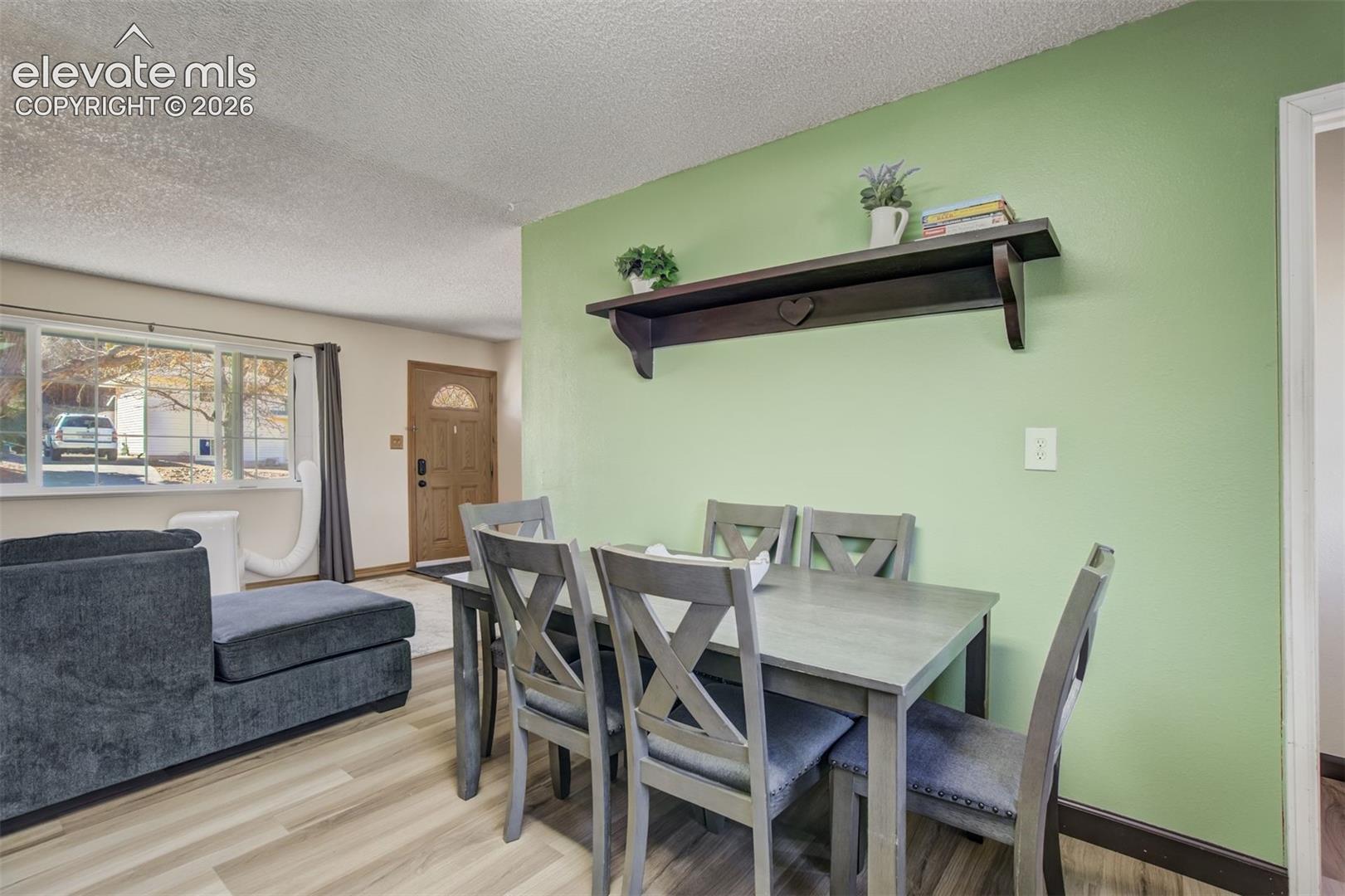 Listing photo 12 for 2566 Royalty Court