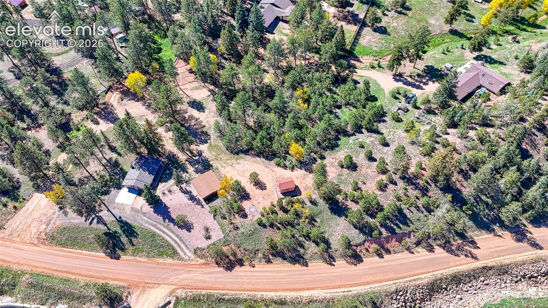 Listing photo 8 for 1867 Woodland Avenue