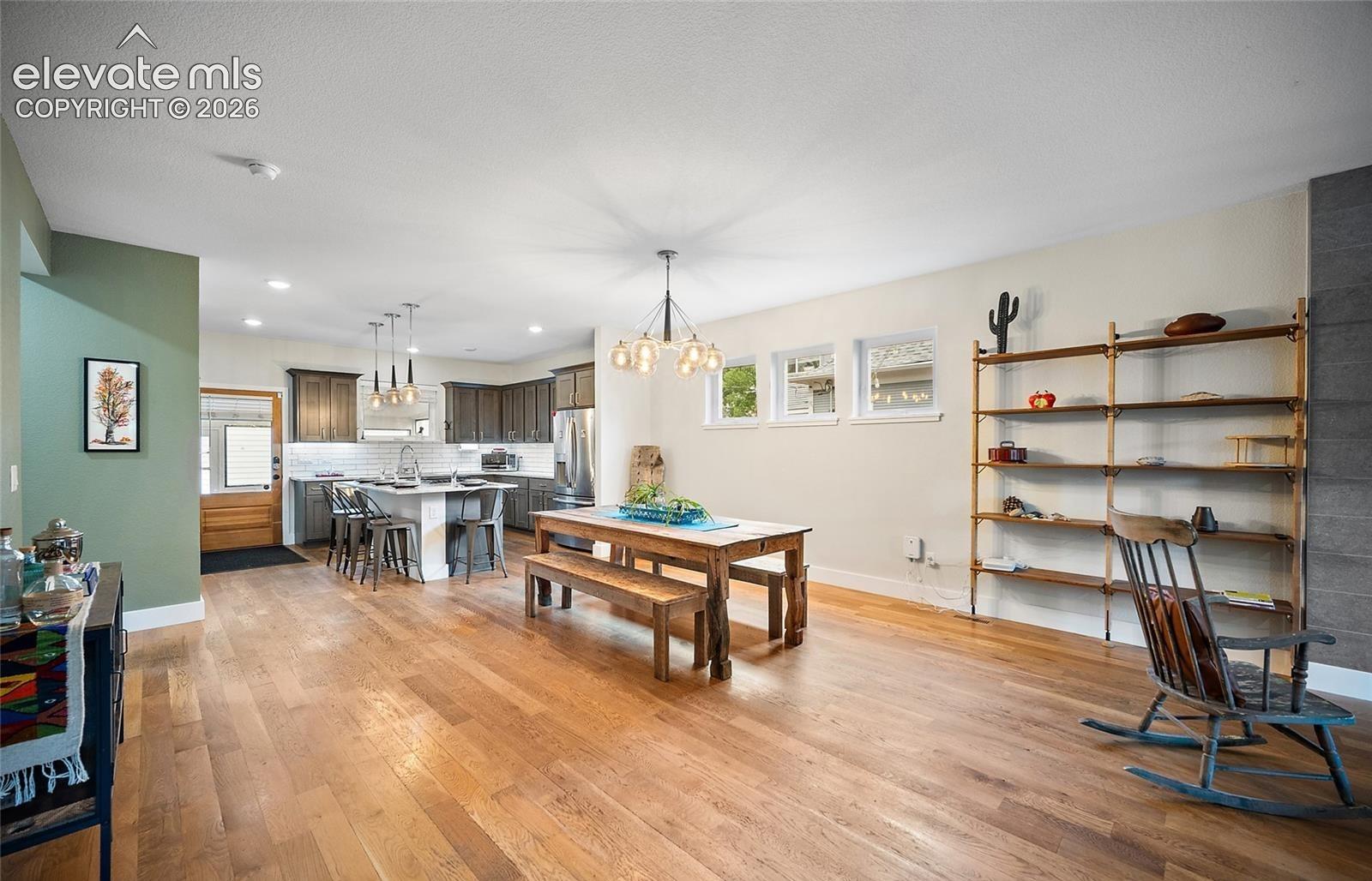 Listing photo 9 for 1007 E Boulder Street