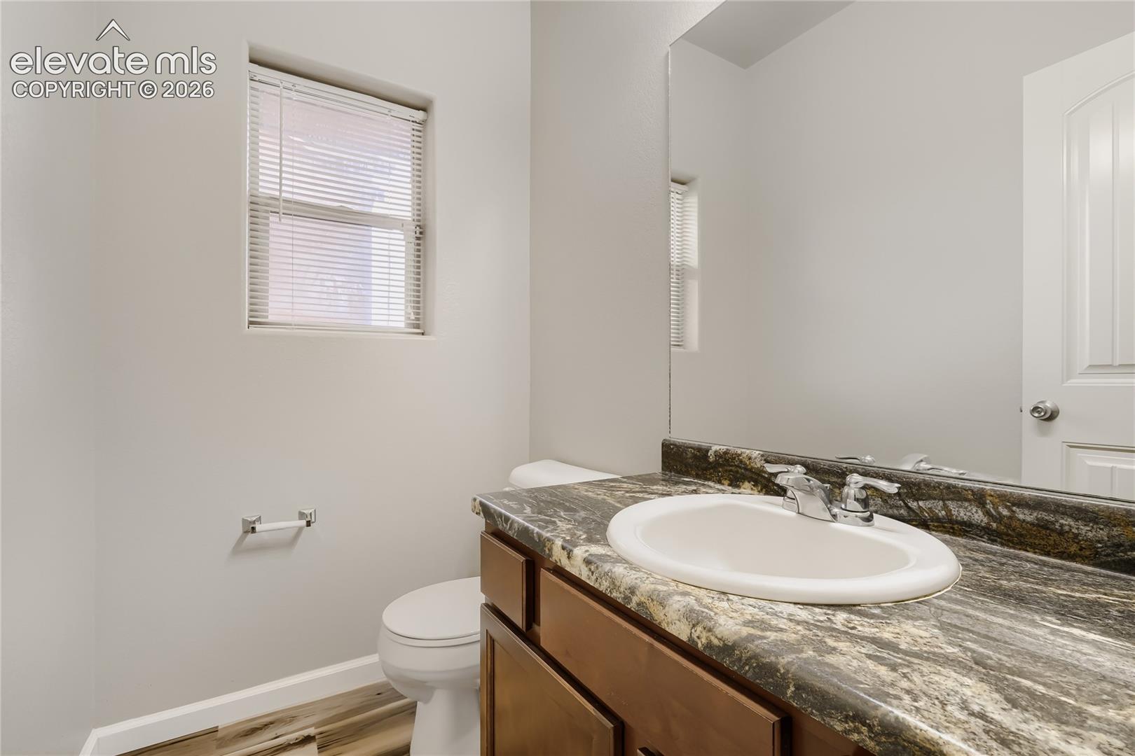 Listing photo 12 for 7104 Bracken Place