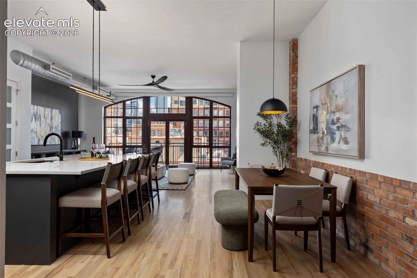 Listing photo 3 for 1441 Wazee Street 503