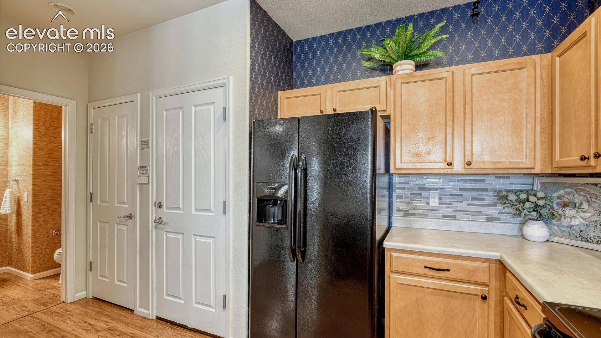 Listing photo 8 for 7620 Sandy Springs Point