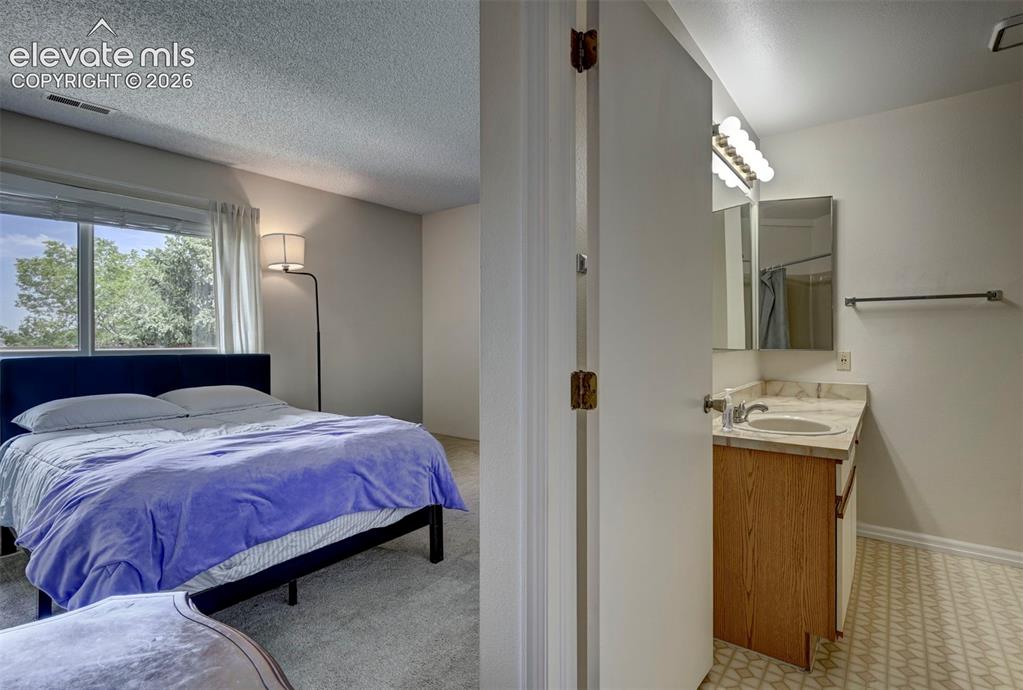 1016 Moorings Drive, photo 14