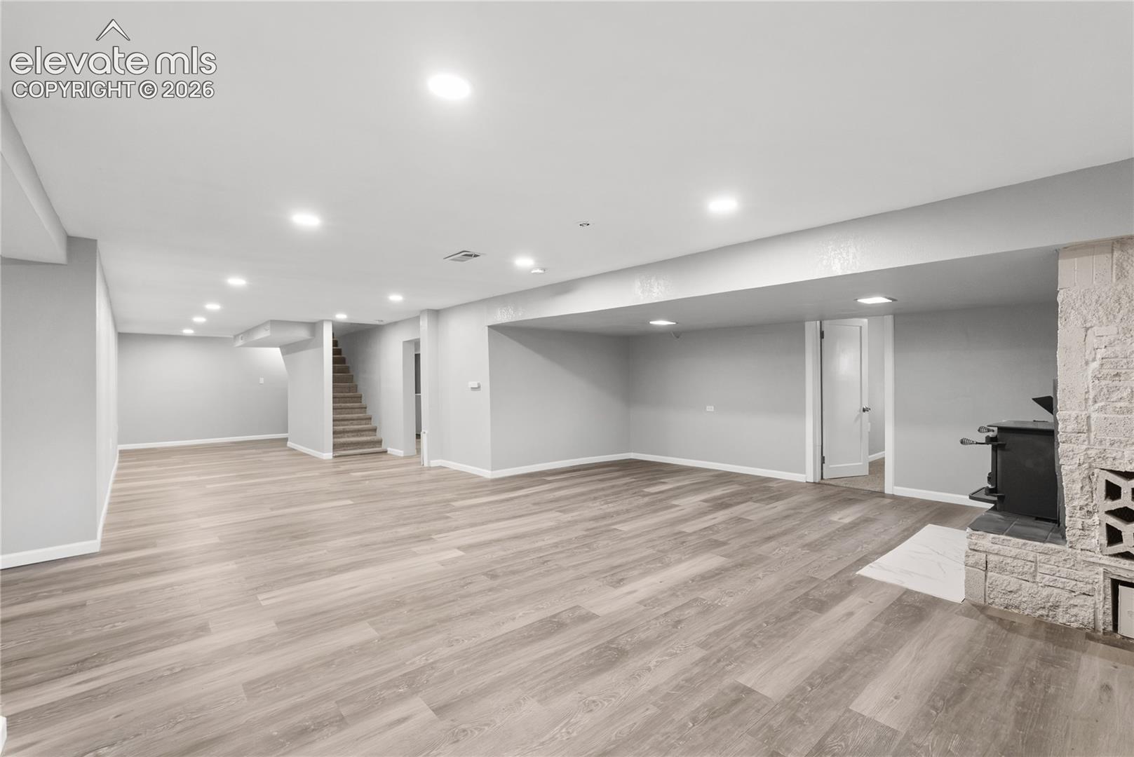 Listing photo 12 for 1606 Navajo Circle